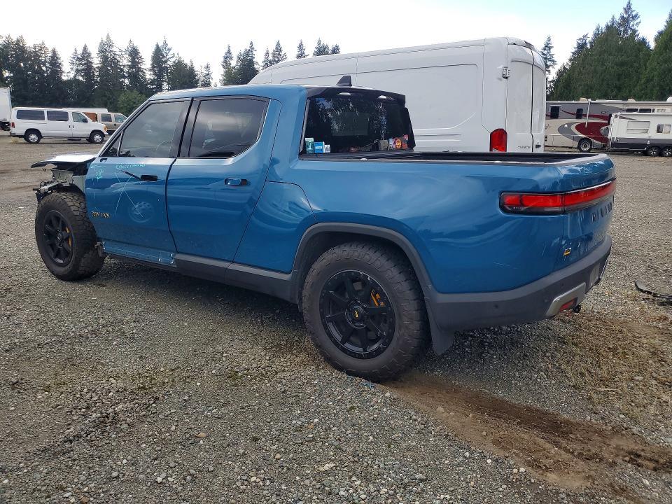 7FCTGAAA3PN018019 2023 Rivian R1T photo no. 2