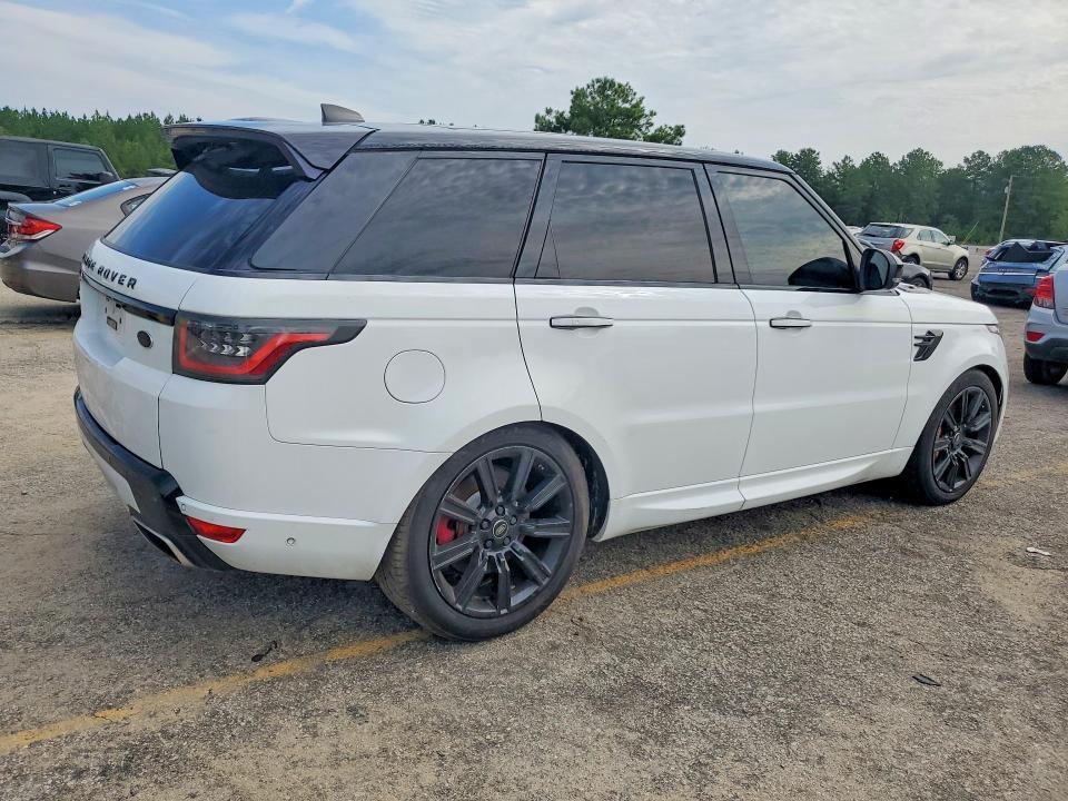 SALWV2SV6JA400150 2018 Land Rover Range Rover photo no. 3
