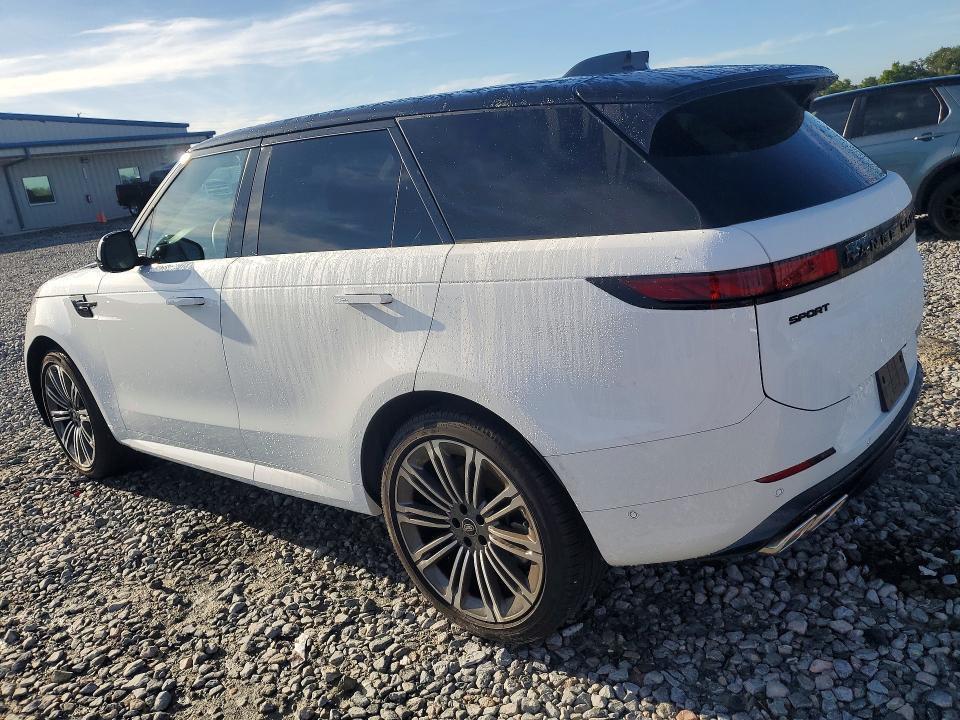 2025 Land Rover Range Rover — VIN SAL1L9E99SA428940, şəkil 2