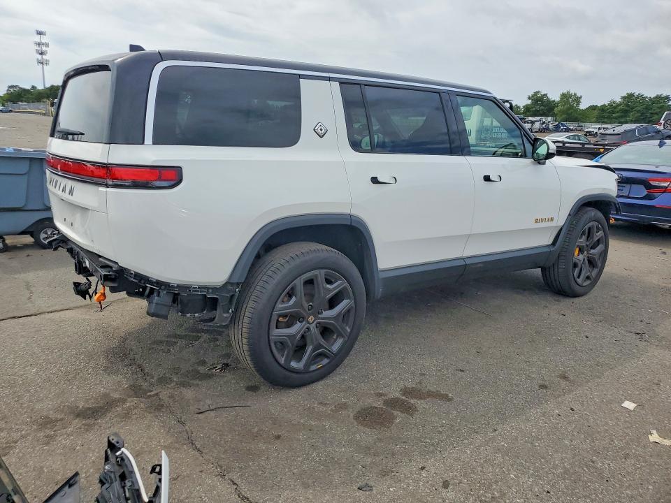 2023 Rivian R1S — VIN 7PDSGABA7PN023636, фото 3