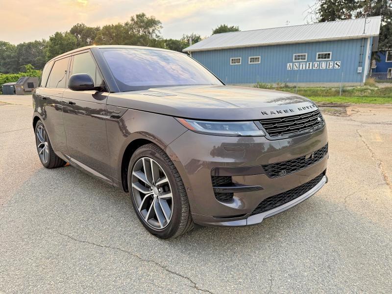 SAL1L9FUXPA154724 2023 Land Rover Range Rover photo no. 2