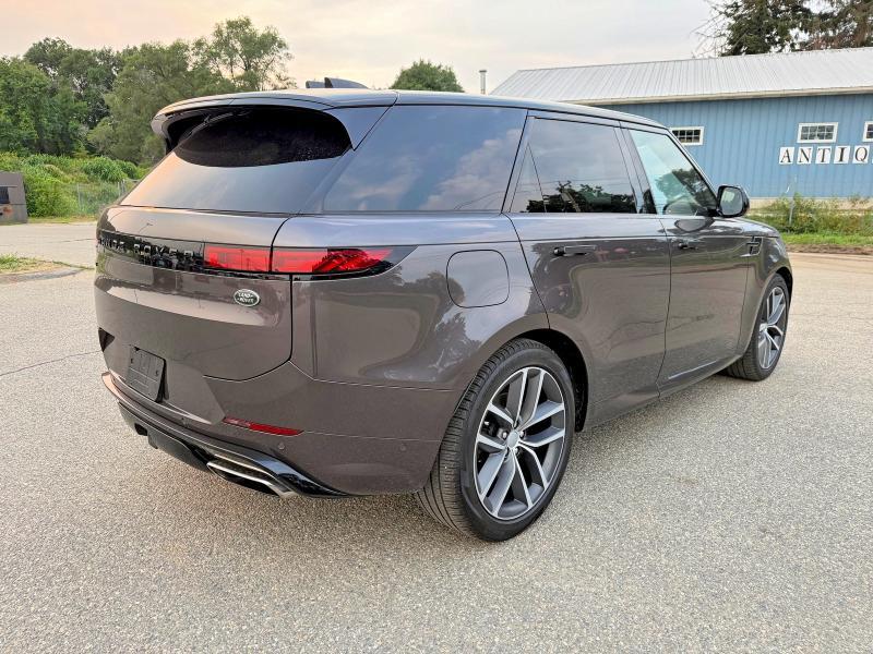 SAL1L9FUXPA154724 2023 Land Rover Range Rover photo no. 4