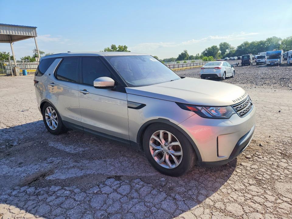 2017 Land Rover Discovery — VIN SALRGBBVXHA037322, фото 4