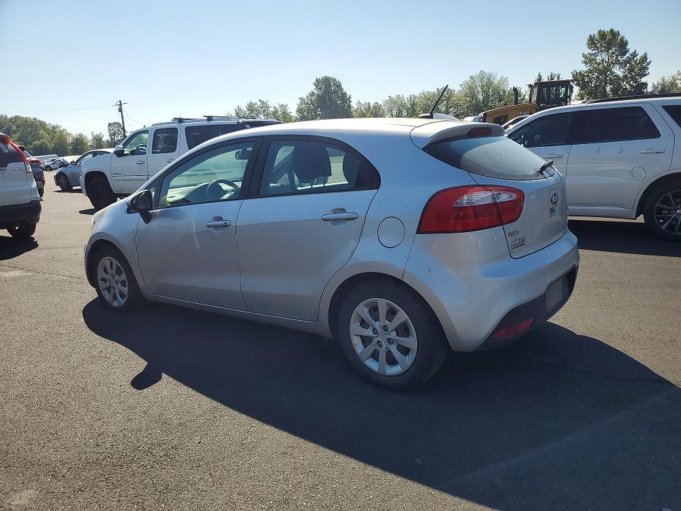 KNADM5A30F6459110 2015 KIA Rio photo no. 2