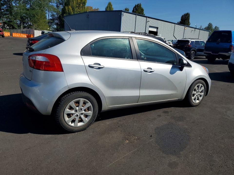 KNADM5A30F6459110 2015 KIA Rio photo no. 3