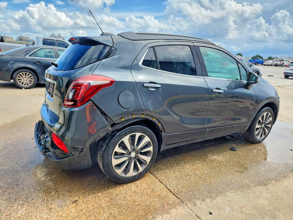 KL4CJCSB3JB668028 2018 Buick Encore photo no. 3