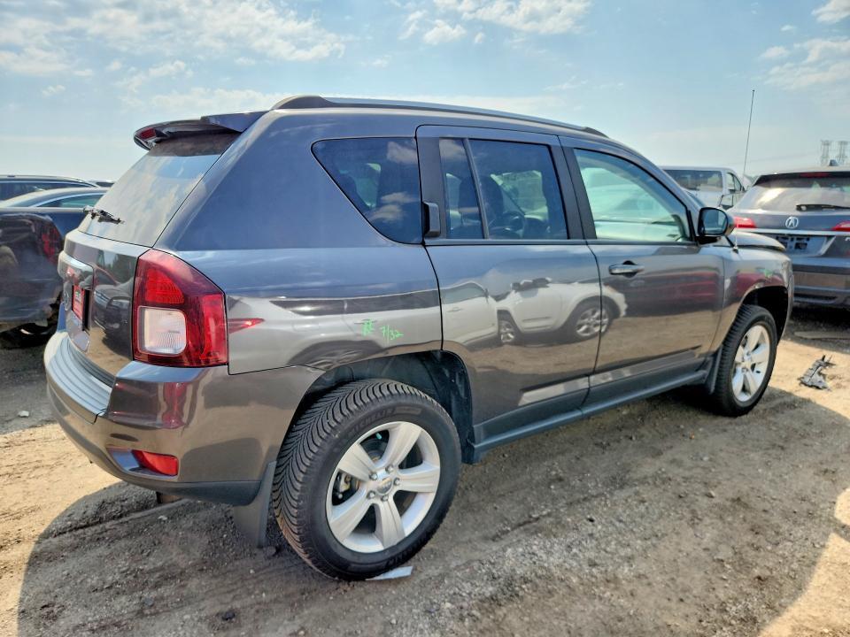 1C4NJDBB4GD542889 2016 Jeep Compass photo no. 3