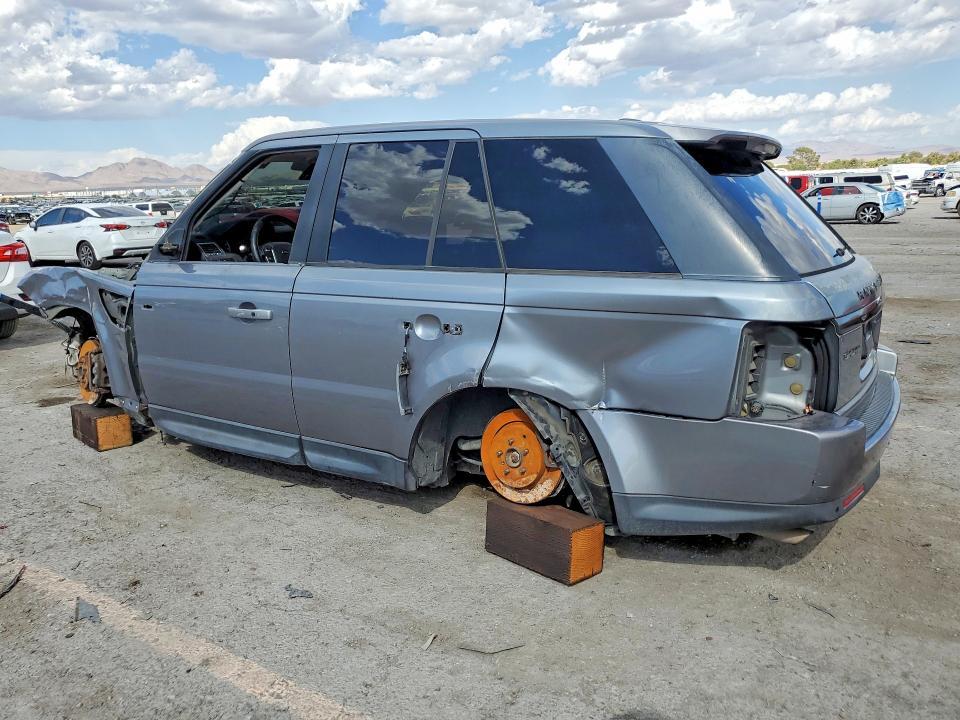 SALSF2D44DA795286 2013 Land Rover Range Rover photo no. 2