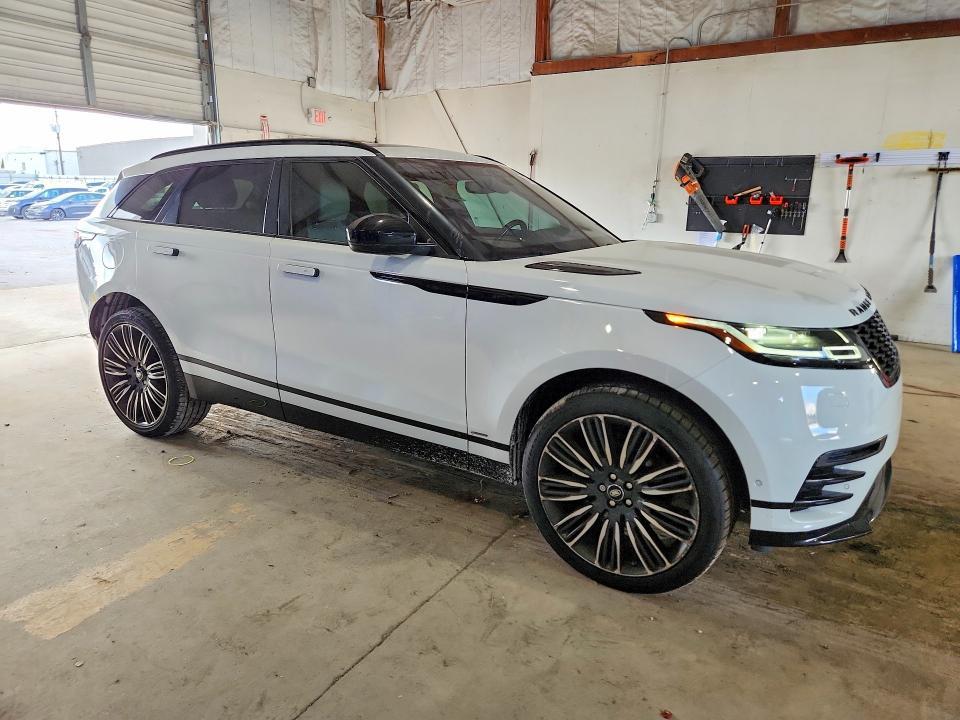 SALYL2EX4KA795507 2019 Land Rover Range Rover photo no. 4