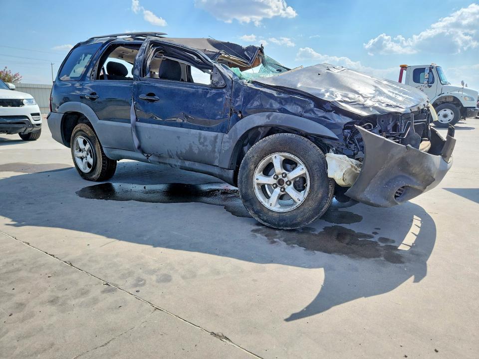 4F2YZ02Z95KM54750 2005 Mazda Tribute photo no. 4