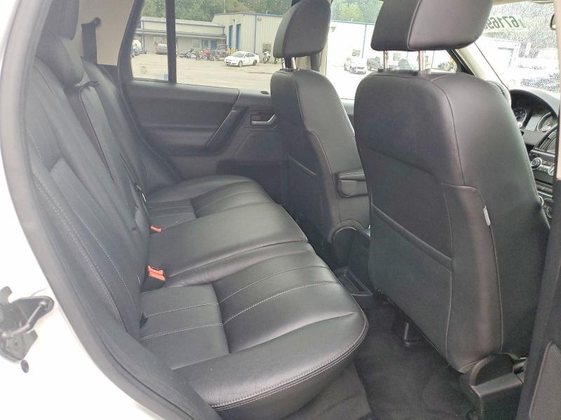 SALFP2BG5FH427947 2015 Land Rover LR2 photo no. 11