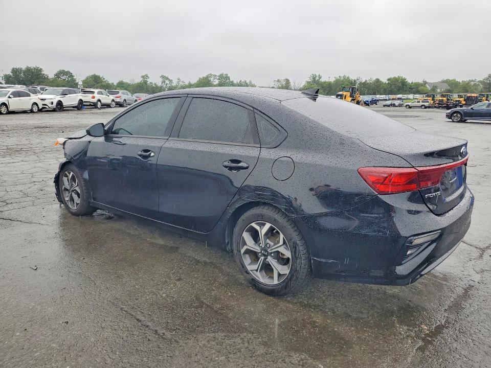 3KPF24AD7LE183146 2020 KIA Forte photo no. 2