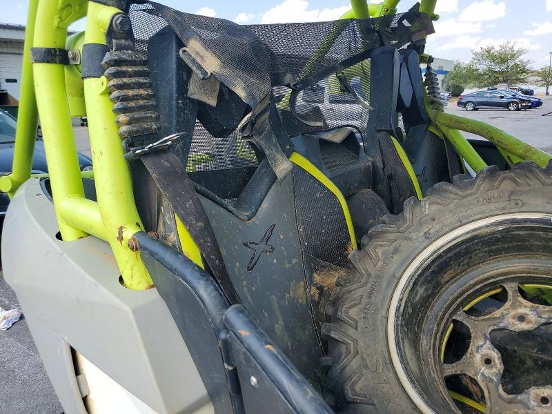 3JBPDAR2XFJ003639 2015 Can-Am Maverick photo no. 6