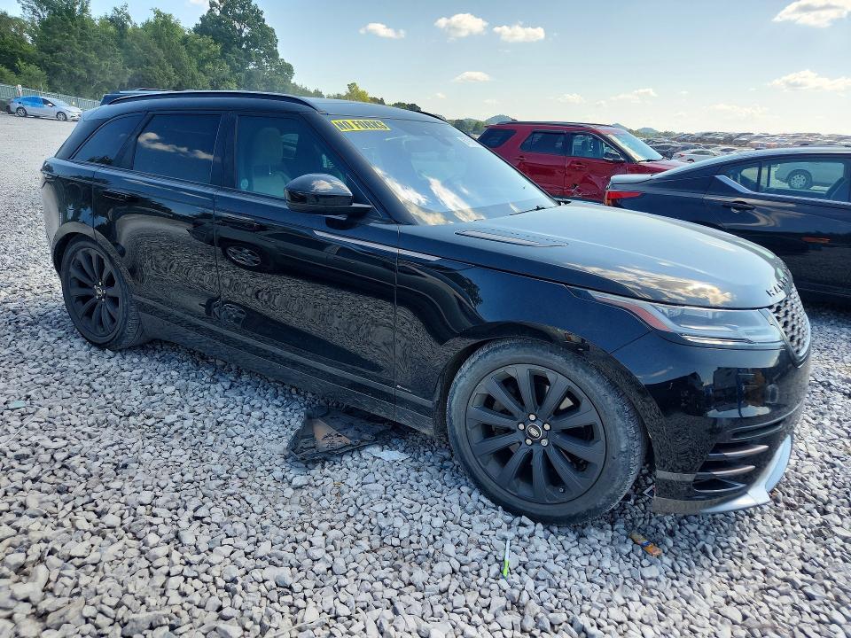 SALYL2RV7JA772102 2018 Land Rover Range Rover photo no. 4