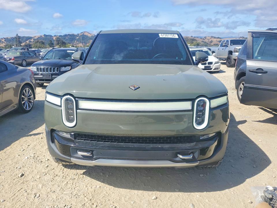 7FCTGAAL2NN004787 2022 Rivian R1T photo no. 5