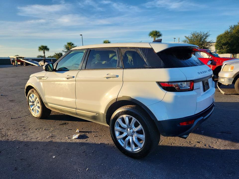 SALVP2RX9JH291879 2018 Land Rover Range Rover photo no. 2