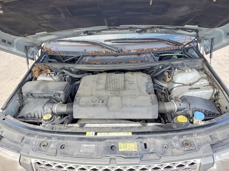 SALMF1D47AA312422 2010 Land Rover Range Rover photo no. 11