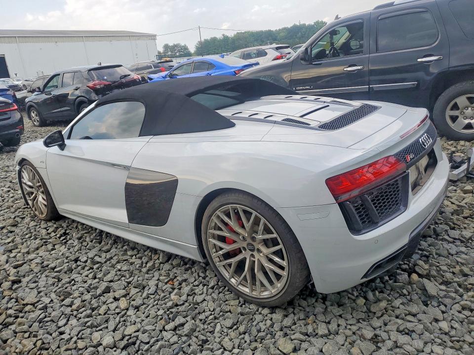 WUAVECFX5L7901473 2020 Audi R8 photo no. 2