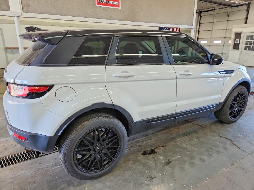 2017 Land Rover Range Rover — VIN SALVP2BG5HH250492, фото 3