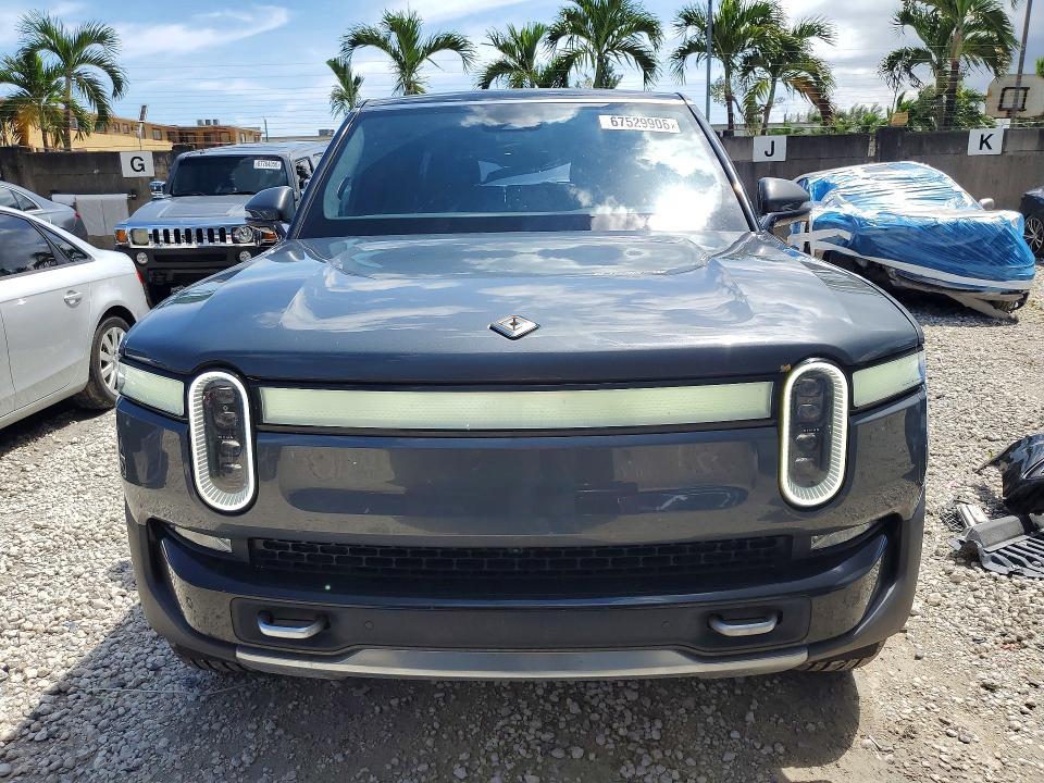 7PDSGABA7RN036888 2024 Rivian R1S photo no. 5