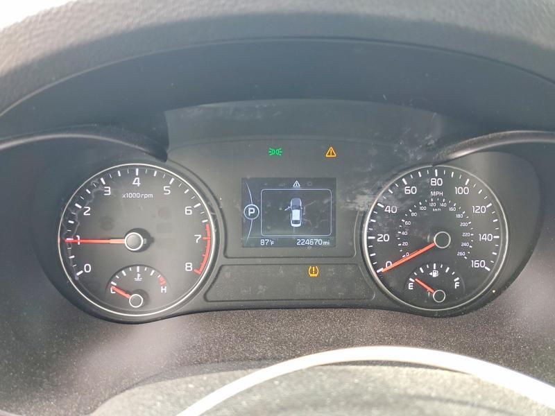 5XXGT4L39GG099333 2016 KIA Optima photo no. 9