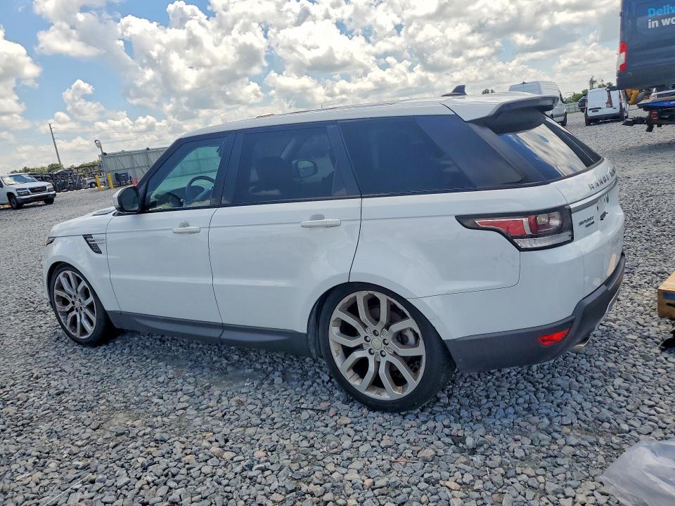 SALWR2VF7FA612863 2015 Land Rover Range Rover photo no. 2