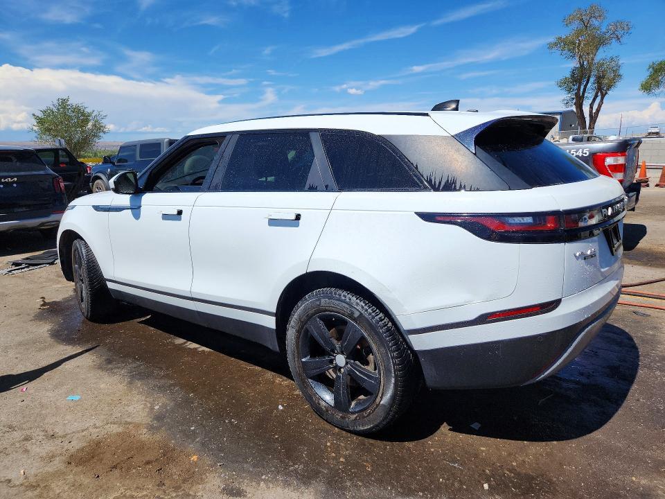 SALYB2RN9JA733384 2018 Land Rover Range Rover photo no. 2