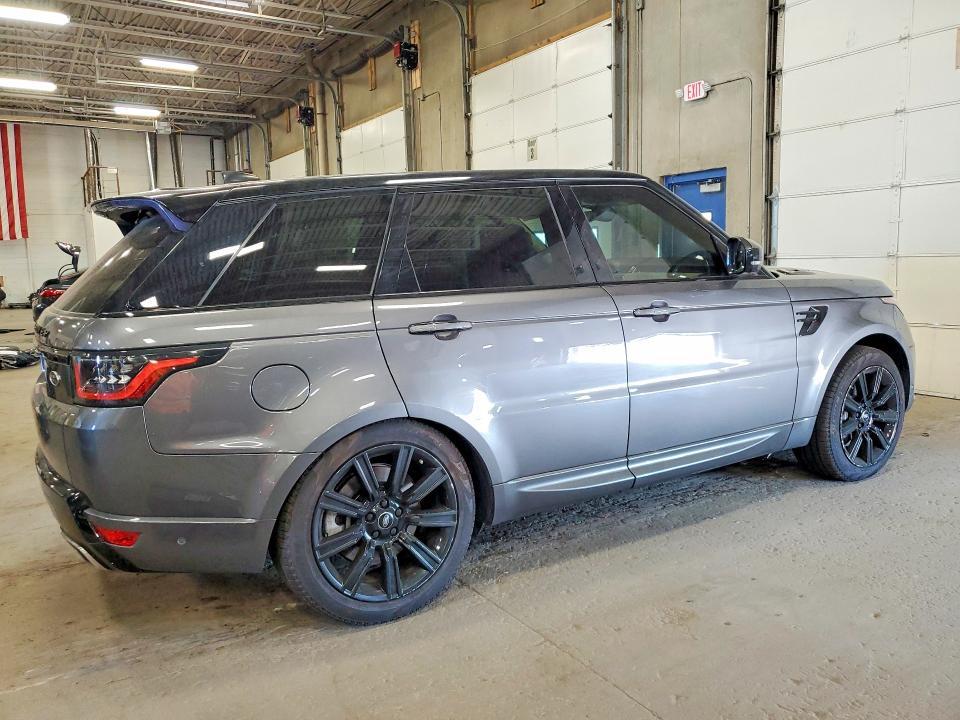 SALWV2RE0JA184902 2018 Land Rover Range Rover photo no. 3