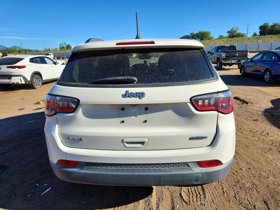 3C4NJDBB3HT651372 2017 Jeep Compass photo no. 6