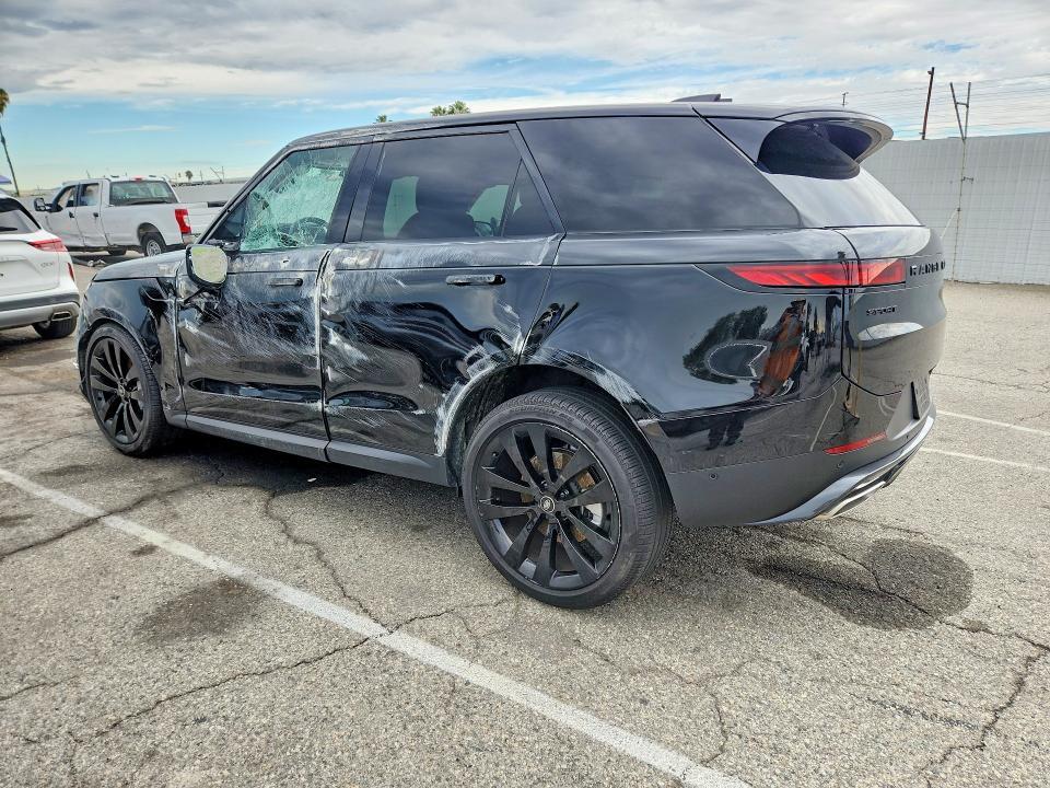 2025 Land Rover Range Rover — VIN SAL1P9EU3SA486132, şəkil 2