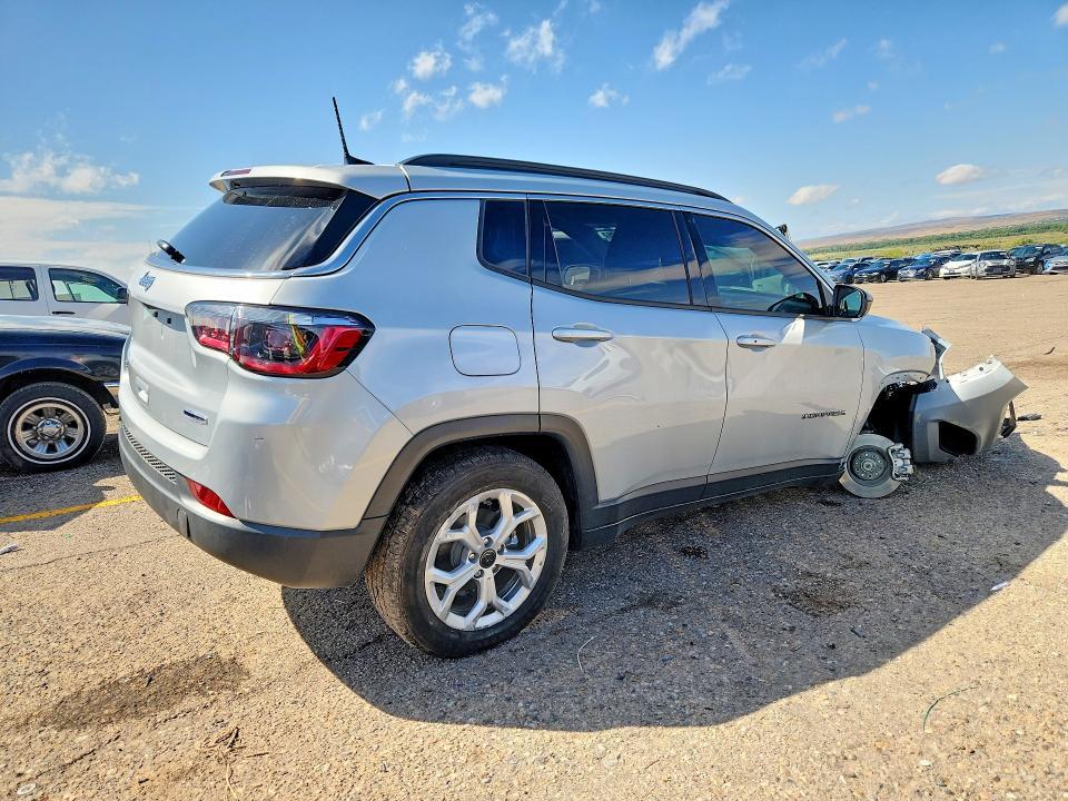 3C4NJDBNXST602042 2025 Jeep Compass photo no. 3