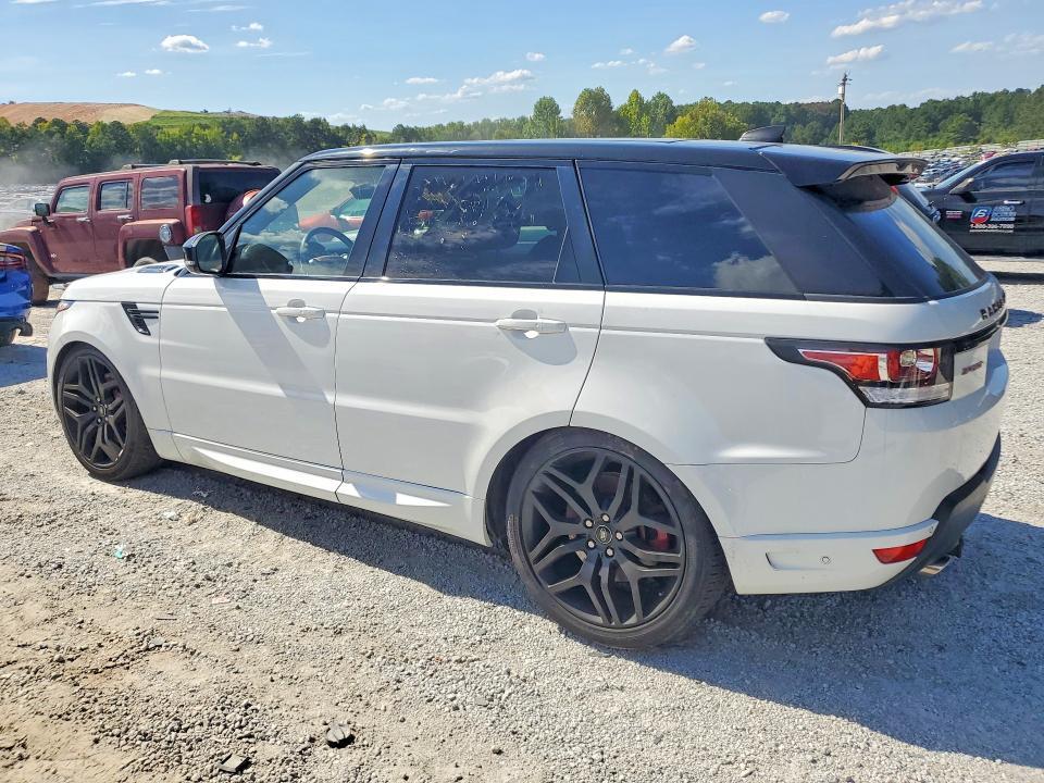 SALWV2FV6HA692628 2017 Land Rover Range Rover photo no. 2