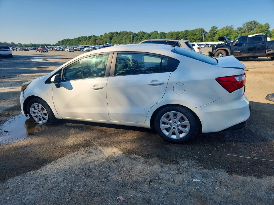 KNADM4A37H6048011 2017 KIA Rio photo no. 2