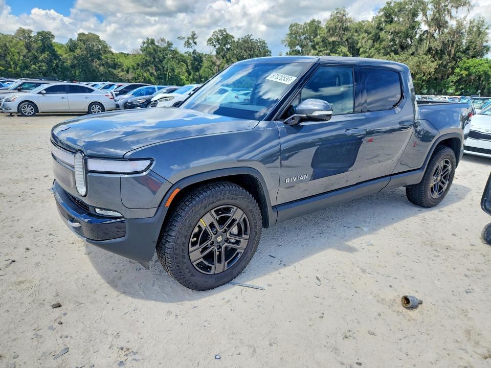 7FCTGCAAXRN030179 2024 Rivian R1T photo no. 1