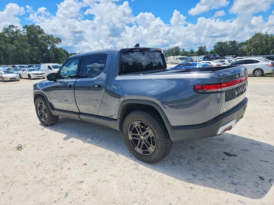 7FCTGCAAXRN030179 2024 Rivian R1T photo no. 2