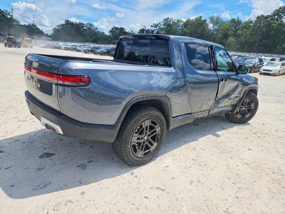 7FCTGCAAXRN030179 2024 Rivian R1T photo no. 3
