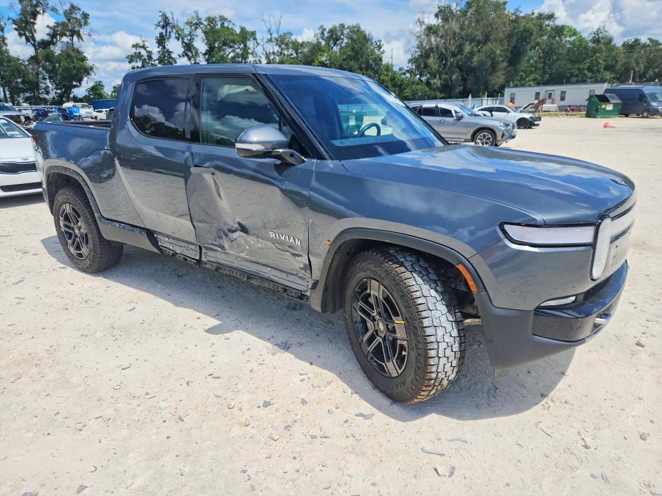 7FCTGCAAXRN030179 2024 Rivian R1T photo no. 4