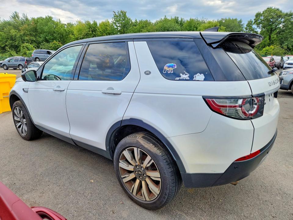 SALCT2BG4HH652491 2017 Land Rover Discovery photo no. 2