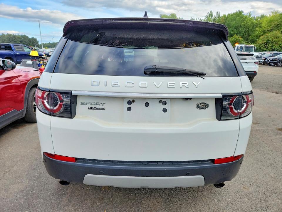 SALCT2BG4HH652491 2017 Land Rover Discovery photo no. 6