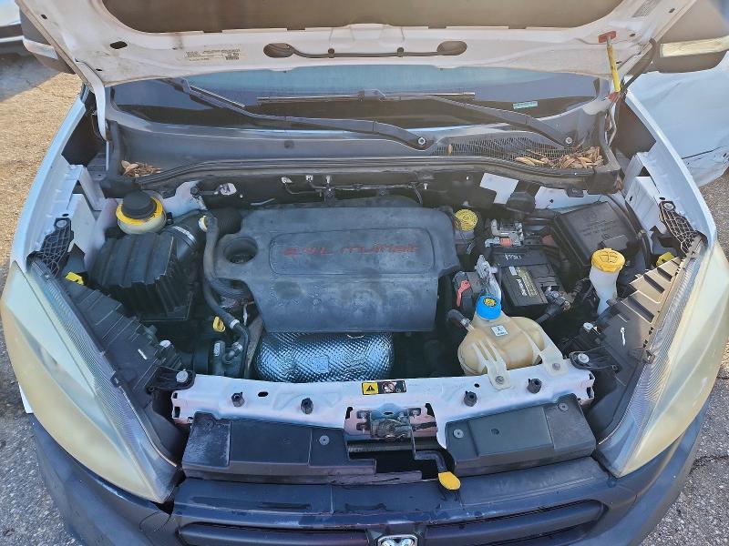 2016 RAM Promaster — VIN ZFBERFAT6G6B34337, şəkil 12