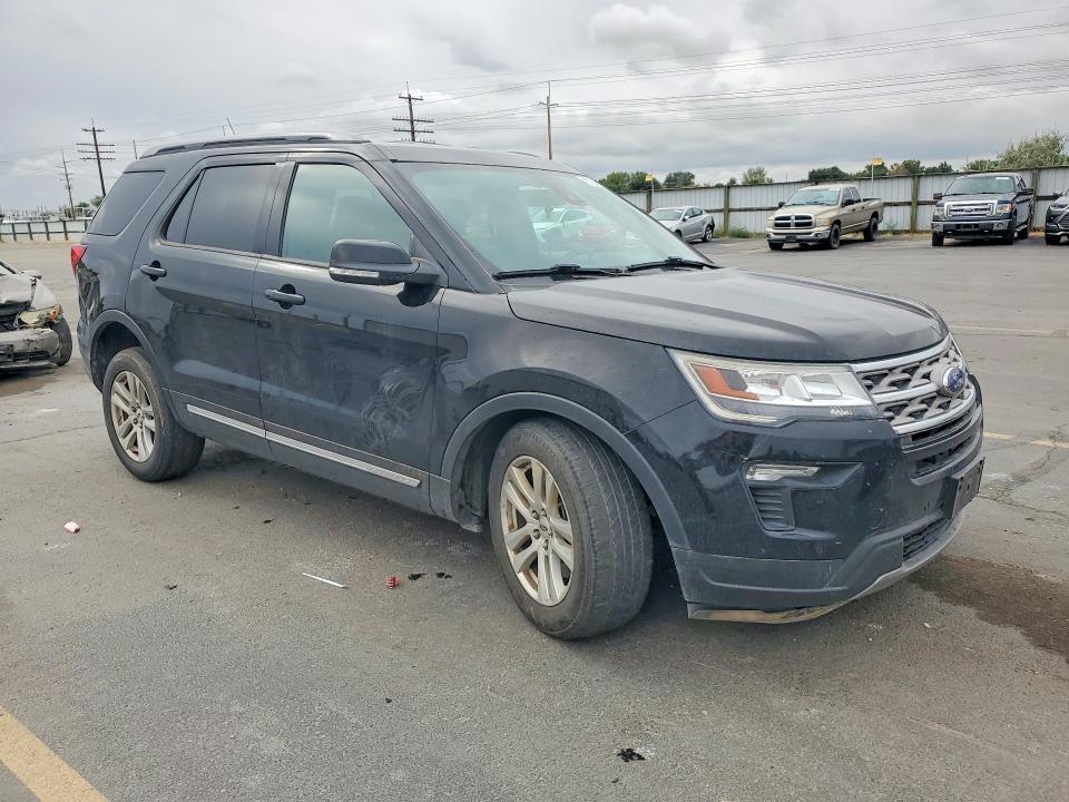 2018 Ford Explorer — VIN 1FM5K8D86JGB57504, şəkil 4