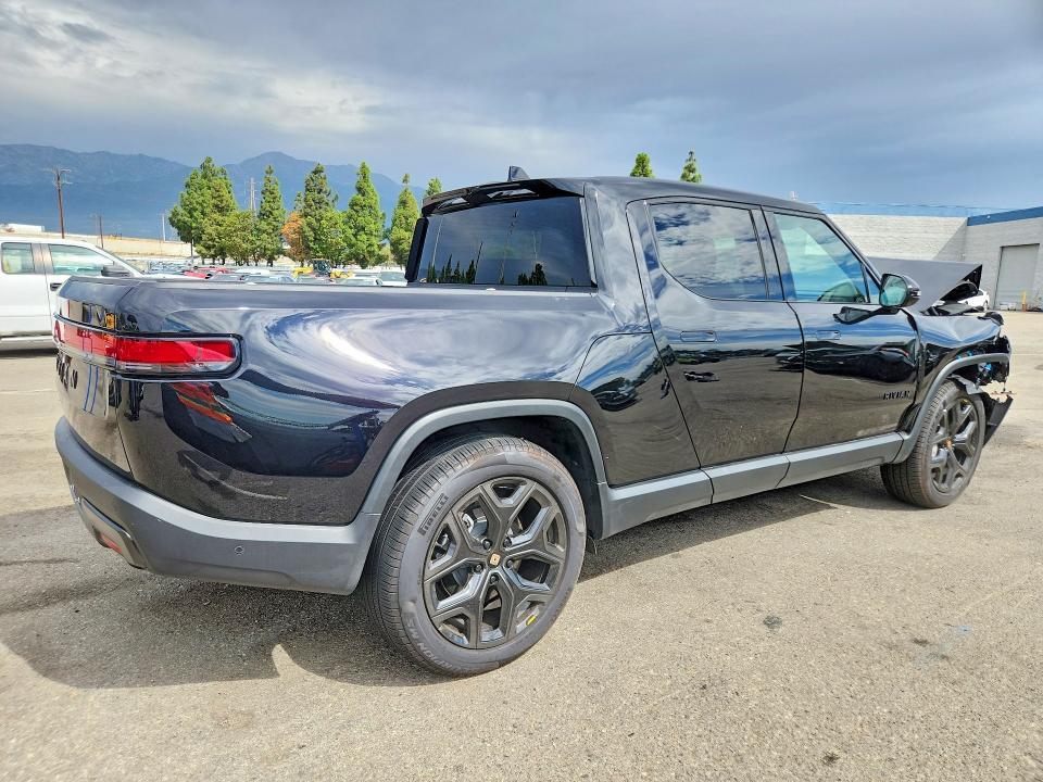 2026 Rivian R1T — VIN 7FCTGFAA3TN045874, şəkil 3