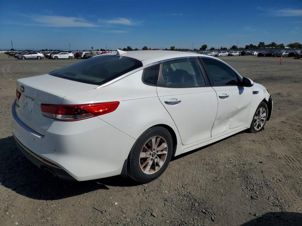 5XXGT4L39GG081074 2016 KIA Optima photo no. 3