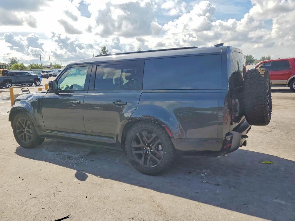 SALEWFEU2R2353773 2024 Land Rover Defender photo no. 2