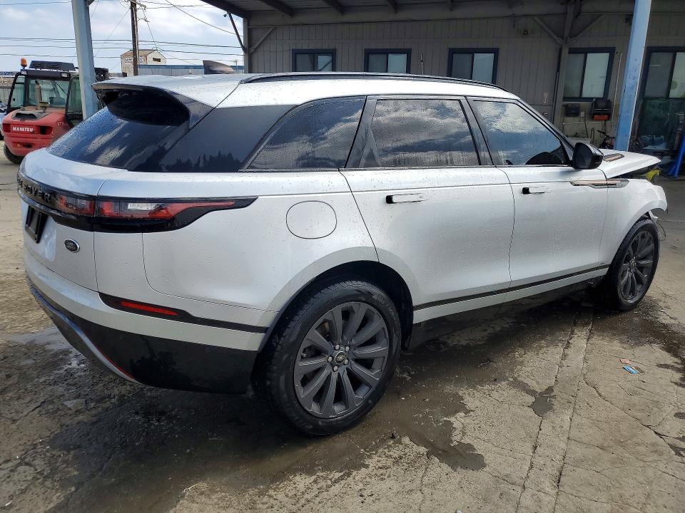 2018 Land Rover Range Rover — VIN SALYL2RX2JA735864, şəkil 3