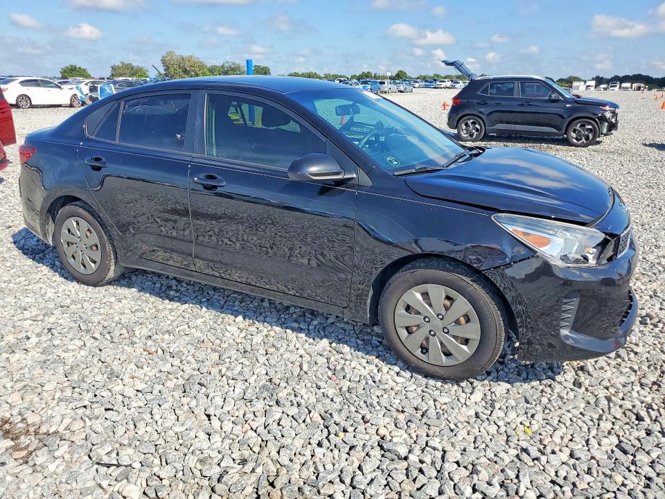 3KPA24AD9LE327337 2020 KIA Rio photo no. 4