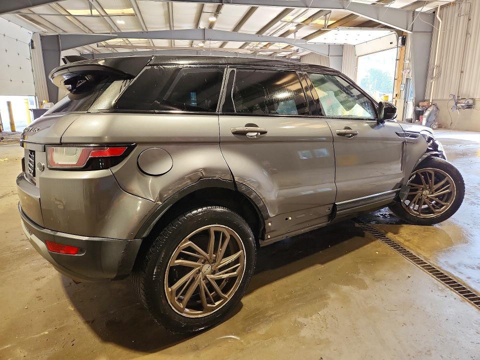 SALVP2BG5HH194117 2017 Land Rover Range Rover photo no. 3