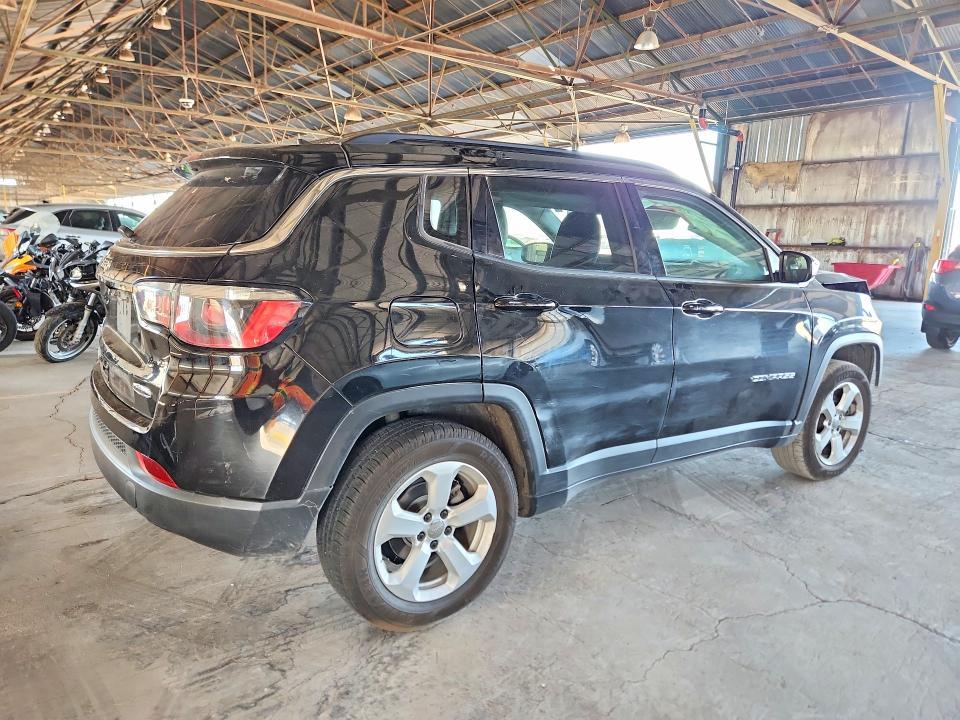 2017 Jeep Compass — VIN 3C4NJDBB5HT641460, şəkil 3