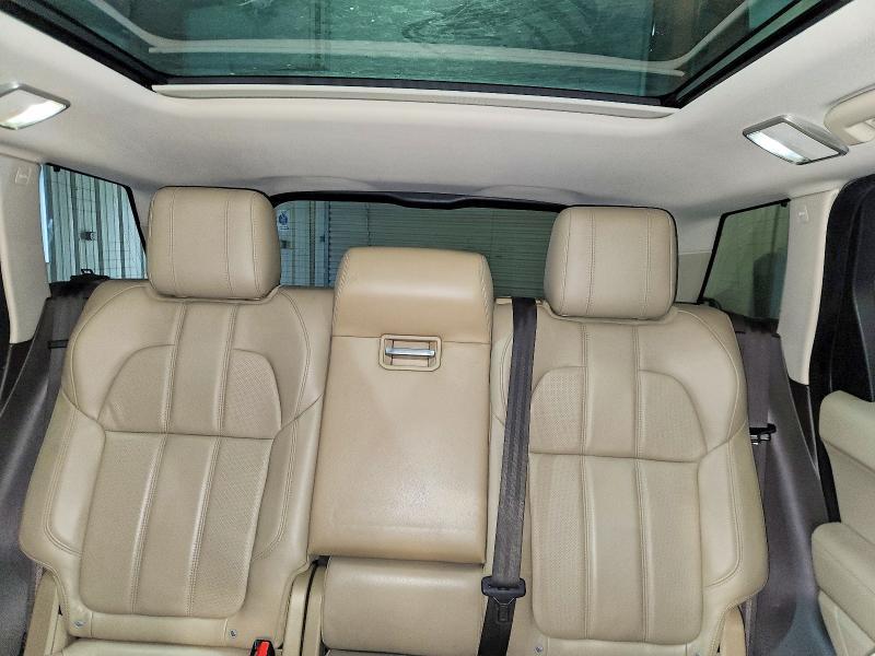 SALWG2VF3GA651960 2016 Land Rover Range Rover photo no. 10