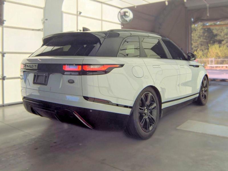 SALYB2RV4JA756362 2018 Land Rover Range Rover photo no. 4